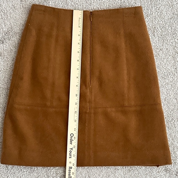 LOFT Wool-Blend Mini Skirt – Camel Brown, Size 00, Lined, 2 Sides Fake Pockets - Picture 6 of 6